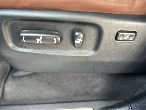 Used 2017 Toyota Land Cruiser AWD/4WD image 13