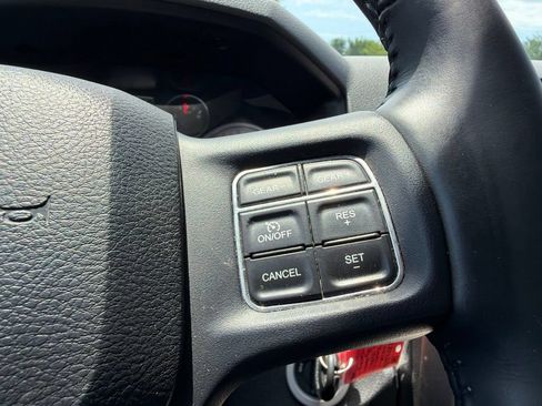 Used 2018 RAM 1500 Big Horn AWD/4WD image 9