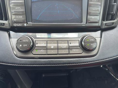 Used 2014 Toyota RAV4 XLE AWD/4WD image 24