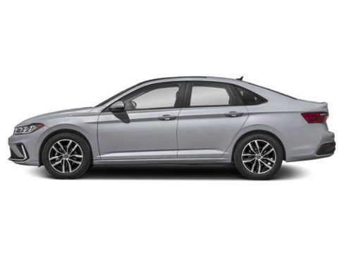 Used 2026 Volkswagen Jetta SE FWD image 2