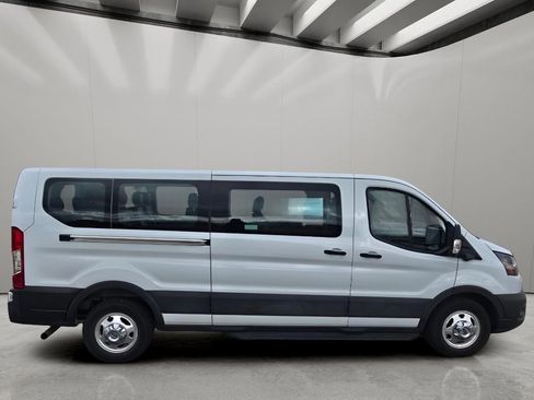 Used 2022 Ford Transit 350 XL AWD/4WD image 6