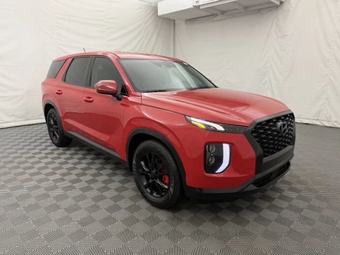 Used 2022 Hyundai Palisade SE w/ Cargo Package FWD image 4