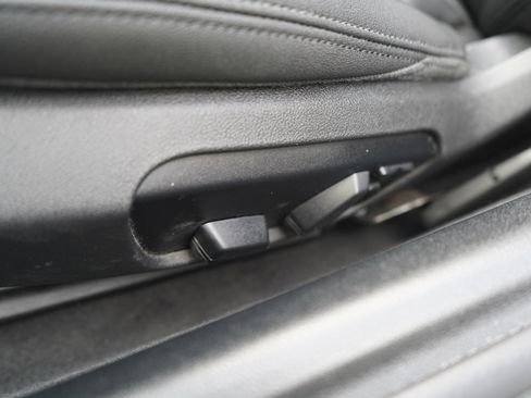 Used 2023 BMW Z4 sDrive30i w/ Premium Package image 34