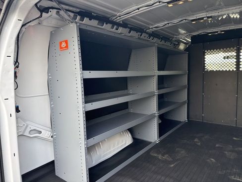 New 2025 GMC Savana 2500 w/ Enhanced Convenience Package image 16