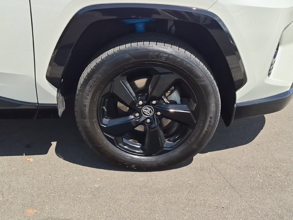 Used 2020 Toyota RAV4 XSE w/ Carpet Mat Package AWD/4WD image 27