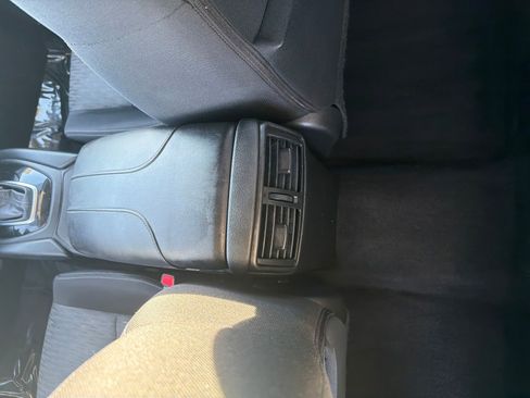 Used 2017 Nissan Rogue S w/ S Appearance Package image 27