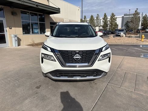 Used 2023 Nissan Rogue Platinum AWD/4WD image 3