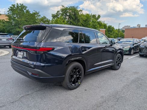 New 2026 Lexus TX 350 AWD image 2