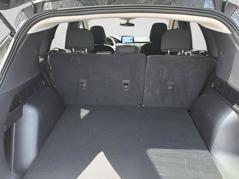 Used 2025 Ford Escape Active AWD/4WD image 10