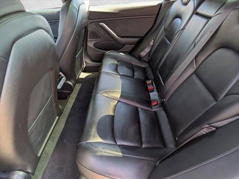 Used 2018 Tesla Model 3 Long Range AWD/4WD image 19