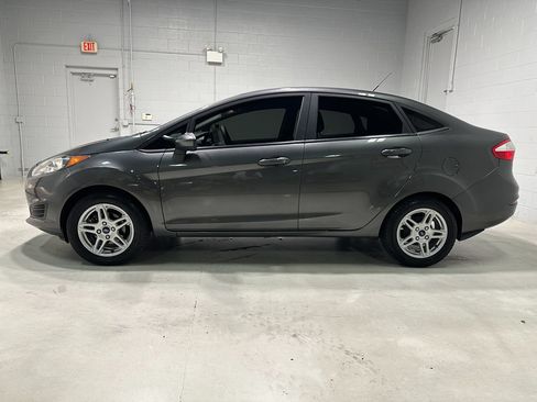 Used 2019 Ford Fiesta SE FWD image 17