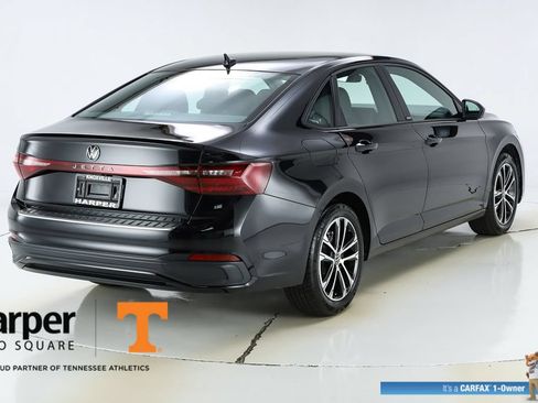 Used 2025 Volkswagen Jetta Sport FWD image 9