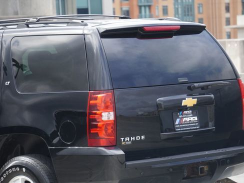 Used 2014 Chevrolet Tahoe LT image 17