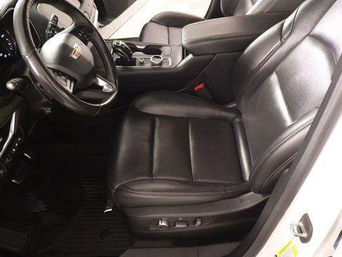 Used 2019 Cadillac XT4 Sport FWD image 11
