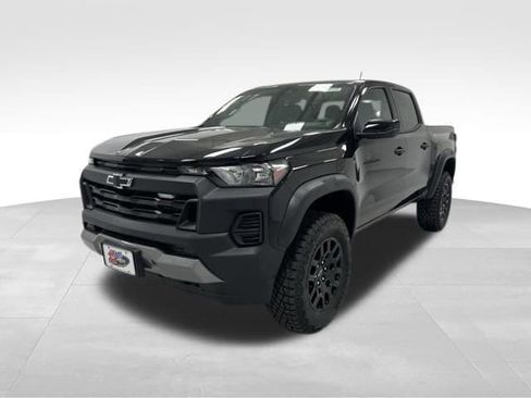 New 2026 Chevrolet Colorado Trail Boss AWD/4WD image 3
