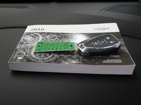 Used 2016 Chevrolet Cruze LT w/ Convenience Package image 35