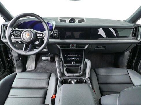 New 2026 Porsche Cayenne Coupe AWD/4WD image 20