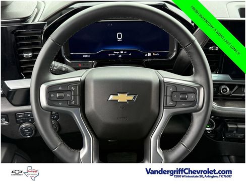 Used 2025 Chevrolet Silverado 2500 LTZ w/ LTZ Convenience Package AWD/4WD image 12
