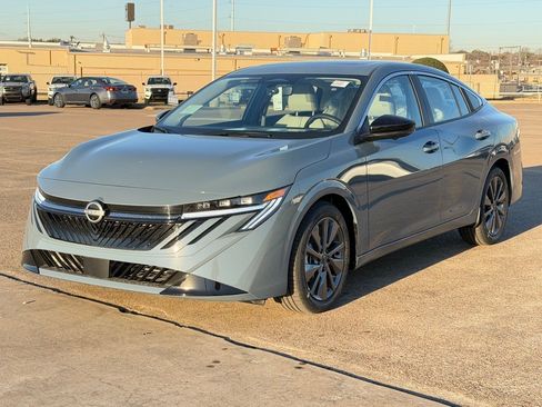 New 2026 Nissan Sentra SL image 2