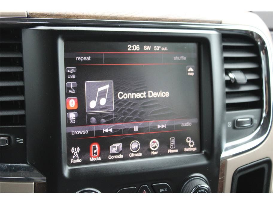 Used 2015 RAM 1500 Laramie Longhorn w/ Convenience Group AWD/4WD image 25