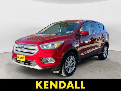 Used 2019 Ford Escape SE AWD/4WD image 1