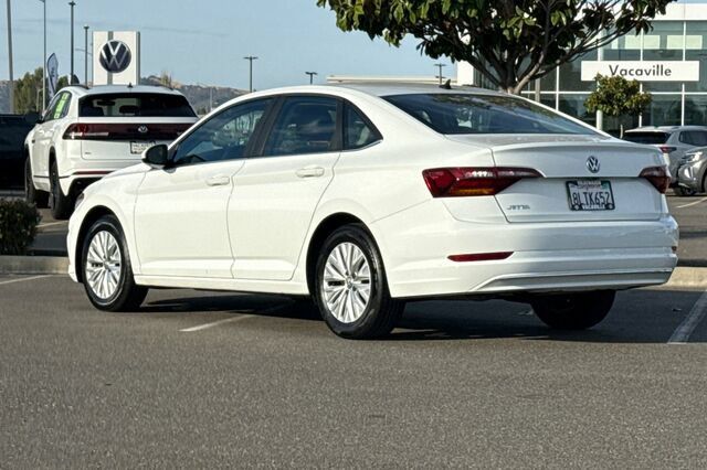 Used 2019 Volkswagen Jetta SE FWD image 6