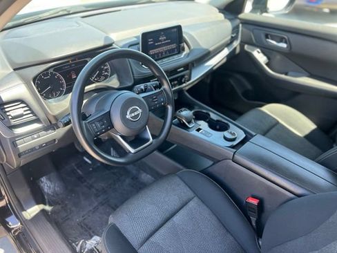 Used 2024 Nissan Rogue SV AWD/4WD image 13
