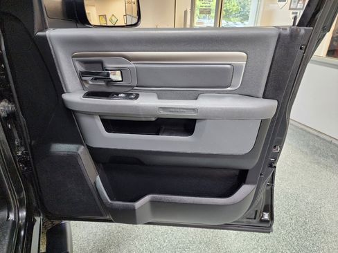 Used 2015 RAM 2500 Big Horn image 24