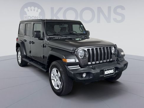Used 2023 Jeep Wrangler Unlimited Sport AWD/4WD image 10