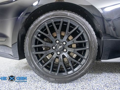 Used 2019 Ford Mustang GT Premium w/ GT Performance Package RWD image 38