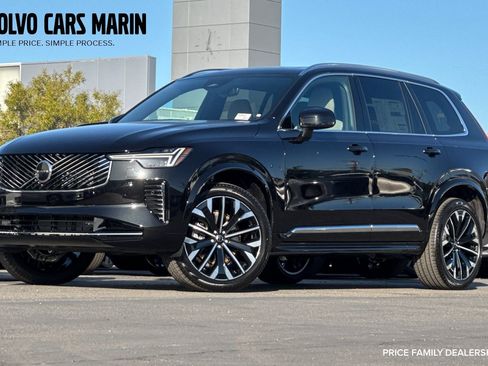 New 2026 Volvo XC90 B5 Core AWD/4WD image 1