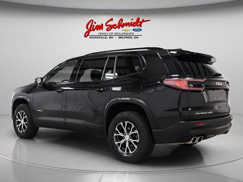 Used 2025 GMC Acadia AT4 w/ Luxury Package AWD/4WD image 4