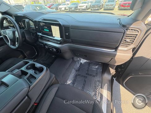 Used 2025 Chevrolet Silverado 1500 RST AWD/4WD image 13