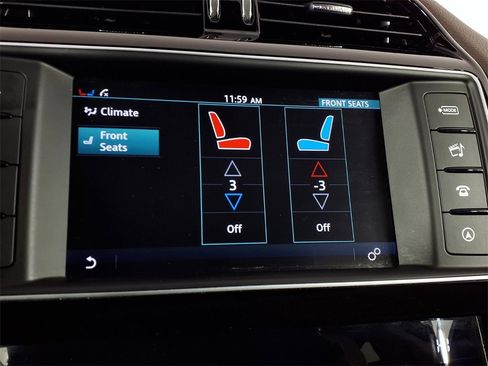 Used 2017 Jaguar F-PACE Prestige image 17