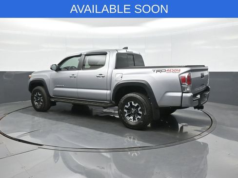 Used 2021 Toyota Tacoma TRD Off-Road w/ TRD Premium Off Road Package image 5