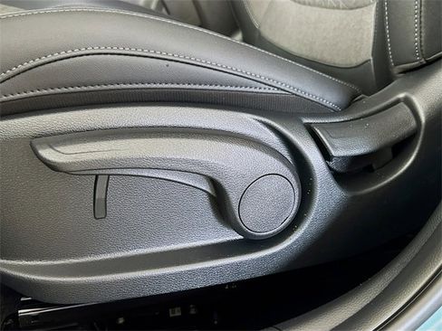 New 2026 Kia Seltos S image 21