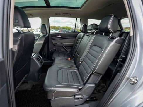 Used 2022 Volkswagen Atlas SEL Premium AWD/4WD image 19