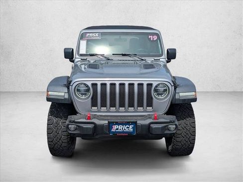 Used 2019 Jeep Wrangler Unlimited Rubicon w/ Dual Top Group AWD/4WD image 2