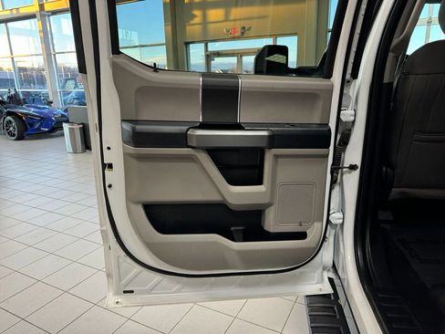 Used 2017 Ford F250 XLT image 36