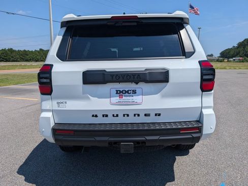 New 2026 Toyota 4Runner TRD Off-Road AWD/4WD image 4