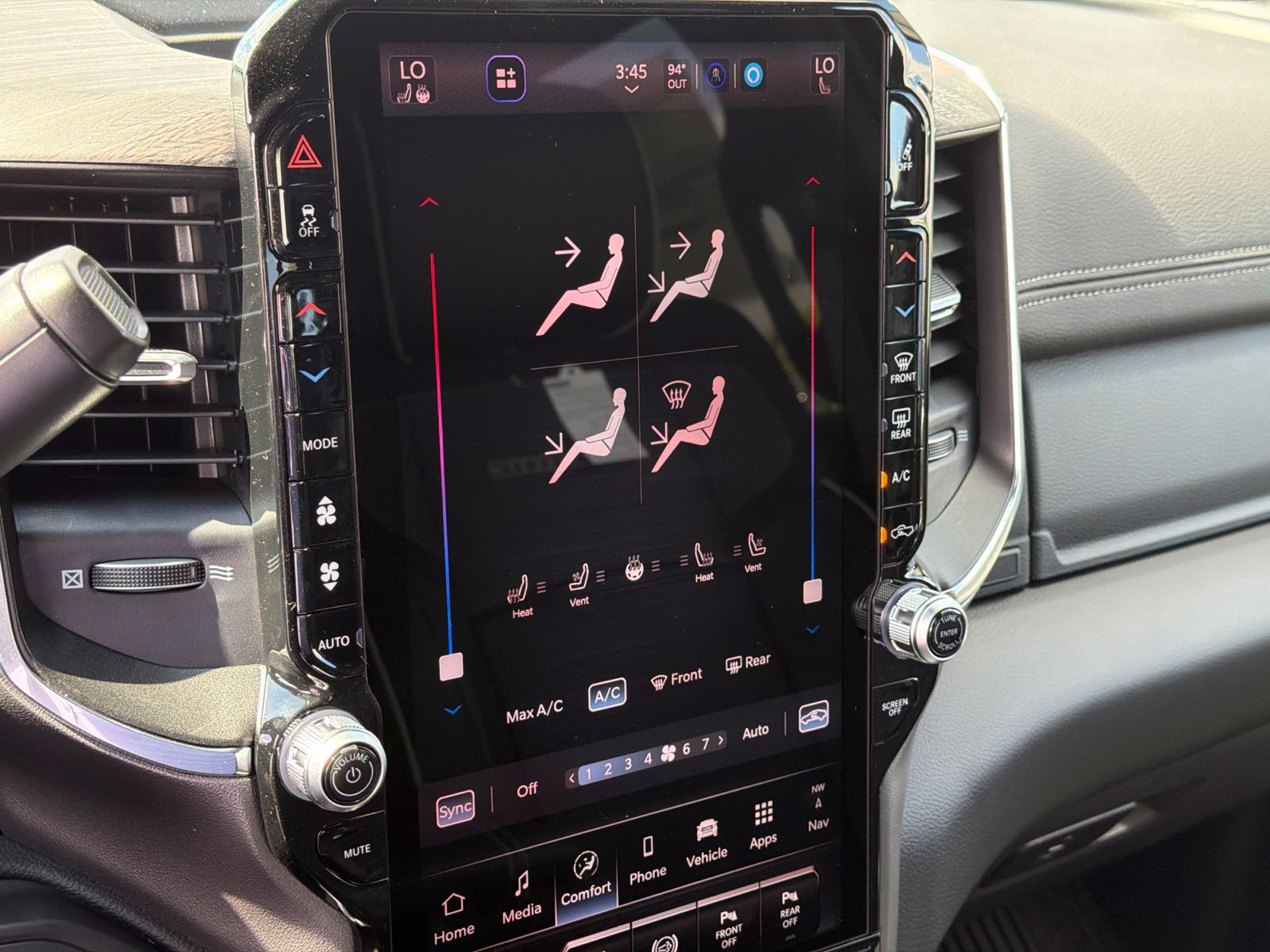 New 2027 RAM 2500 Laramie AWD/4WD image 23