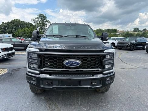 Used 2023 Ford F250 Lariat w/ Lariat Ultimate Package AWD/4WD image 2
