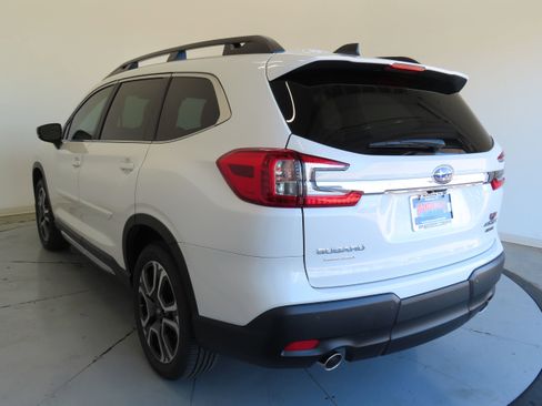 New 2026 Subaru Ascent Limited image 7