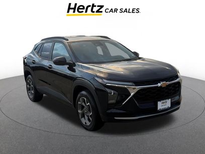 Used 2025 Chevrolet Trax LT