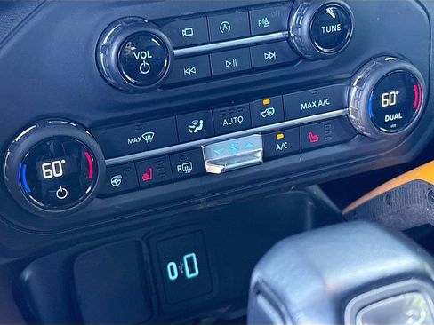Used 2021 Ford Bronco Badlands AWD/4WD image 16