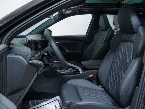 New 2026 Audi SQ5 Premium Plus AWD/4WD image 5