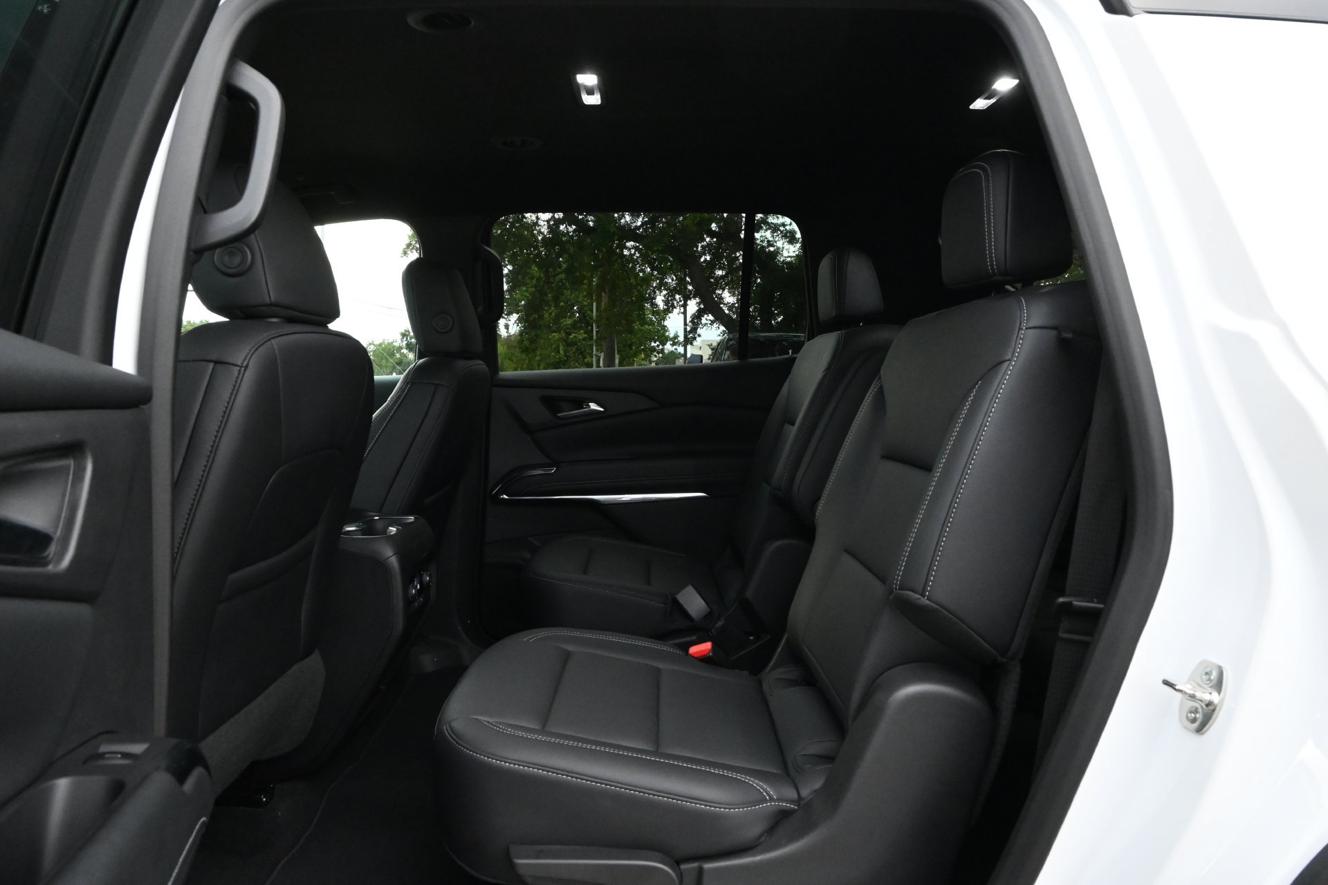 Used 2026 Chevrolet Traverse LT FWD image 20