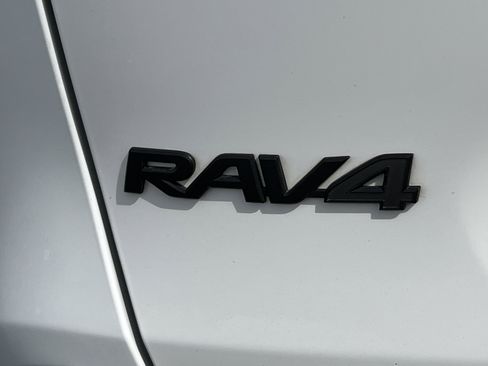 Used 2024 Toyota RAV4 Adventure AWD/4WD image 9