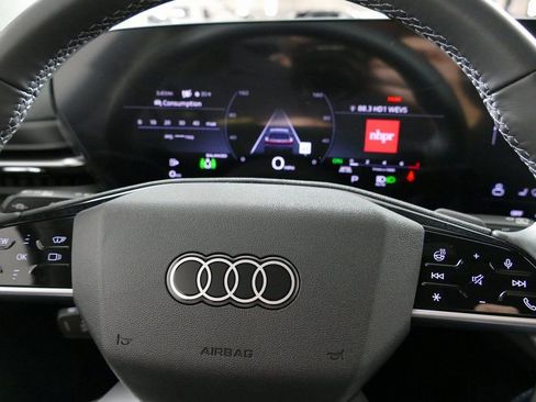 New 2025 Audi Q5 Premium Plus image 17
