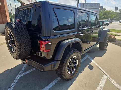 Certified 2024 Jeep Wrangler Unlimited Rubicon 4xe w/ Technology Group AWD/4WD image 19